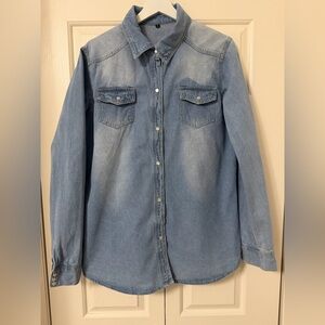 Women’s Light Denim Shirt – XL (Runs Small), Embroidered Flower, Snap Button-Up